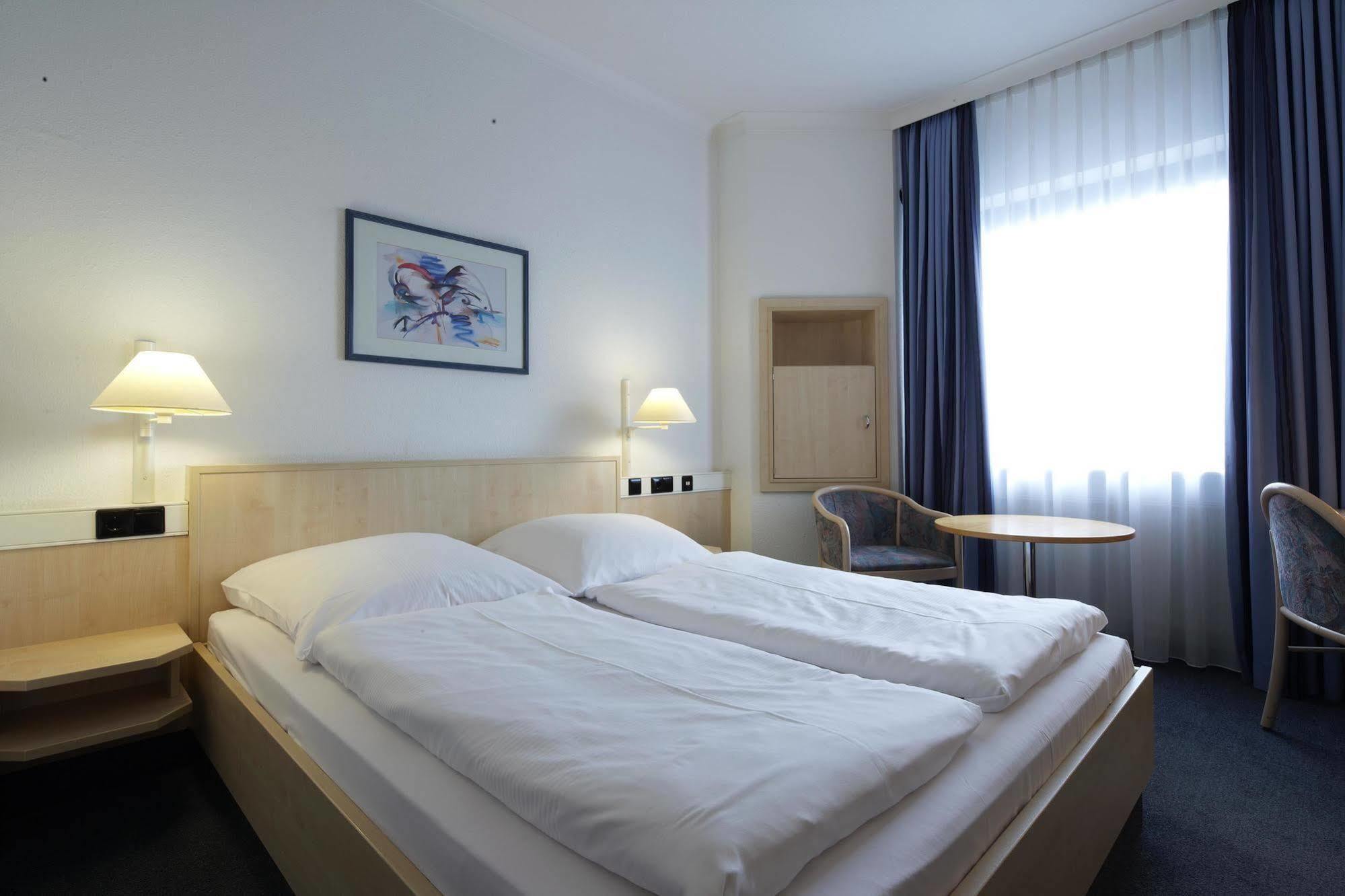 Rugs Hotel Augsburg City Extérieur photo